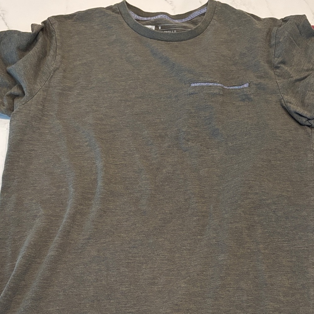 Marmot and Levi Men's Olive and Maroon Short Sleeve Tees - Picture 3 of 8